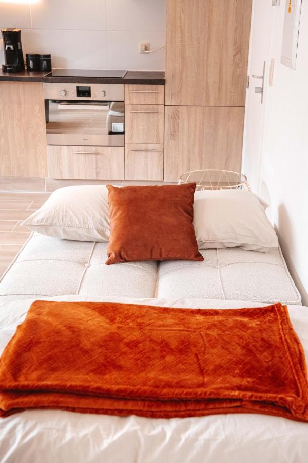 K&Y Suites 3 Brussels Airport 500M! زافنتم المظهر الخارجي الصورة